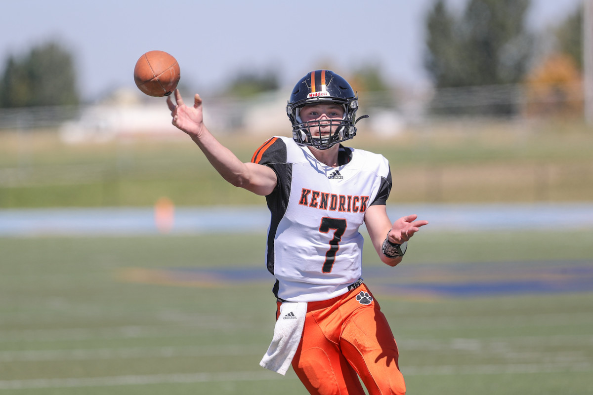 1A Football - Lighthouse Christian vs Kendrick - Photo Credit - Loren Orr Photography LLC